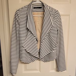 Ark & Co Striped Blazer with double lapel. Black and white, size small